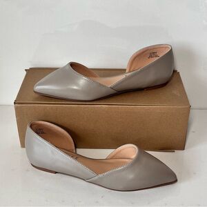 Journee Collection Cortni Pointed-Toe Flats